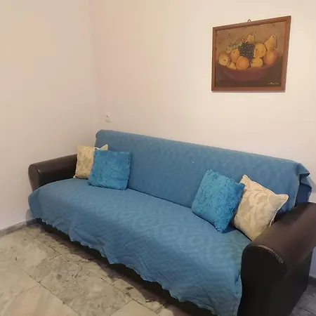 Ekaterini Apartman Néa Péramos